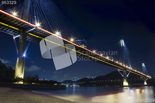Image of Ting Kau Bridge in Hong Kong 