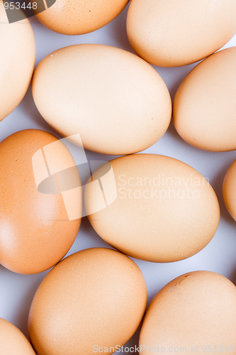 Image of brown eggs 