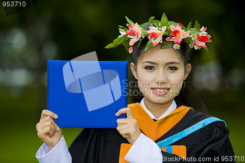 Image of asian student on her graduation day
