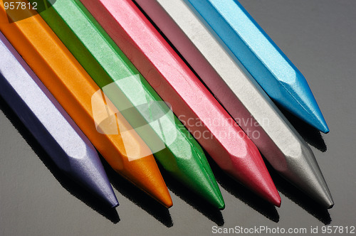 Image of Pearl wax crayons