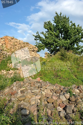 Image of Old stones