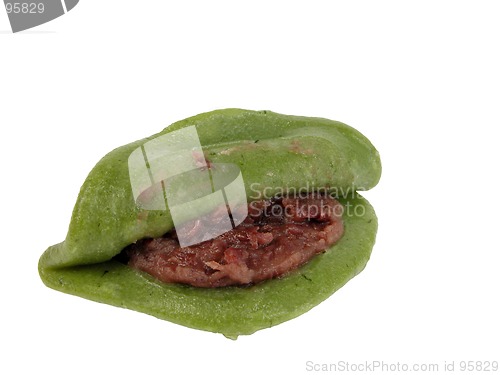 Image of Japanese cake-clipping path