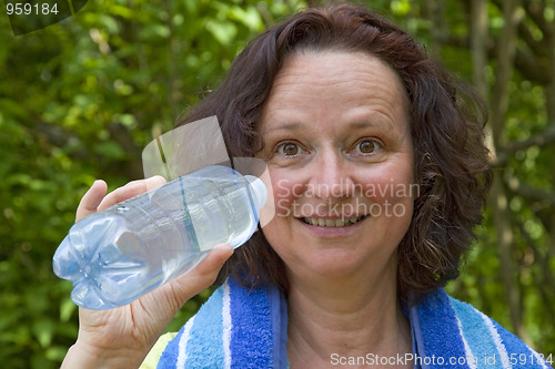 Image of Thirsty woman 