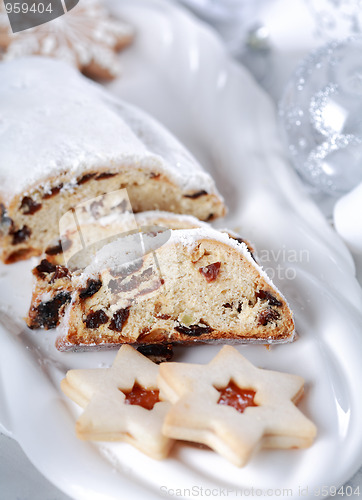 Image of Christmas cake and cookies