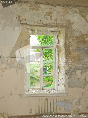 Image of Old building window 