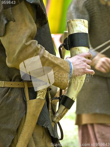Image of drinking horn 