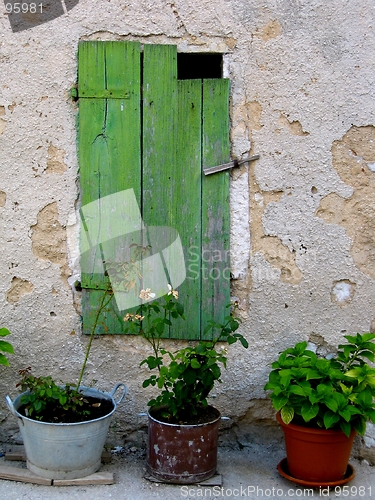 Image of an old gate in Europe