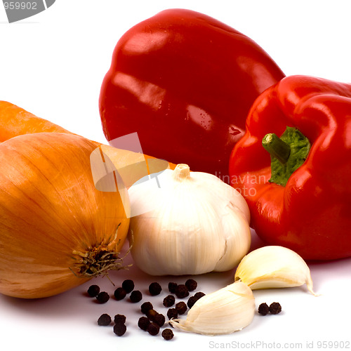 Image of paprika, onion, carrots and garlic