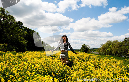 Image of The girl in the field