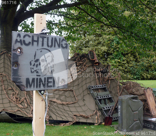 Image of Achtung minen german mines