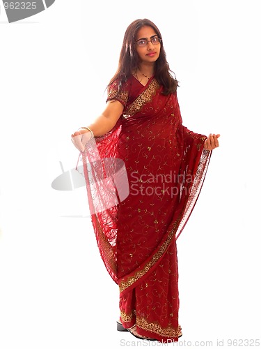 Image of Indian lady in her native dress.