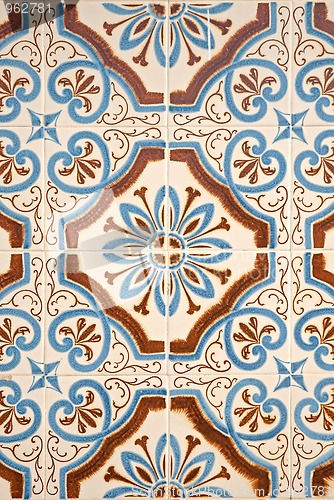 Image of Portuguese glazed tiles.