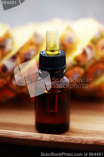 Image of pineapple essential oil