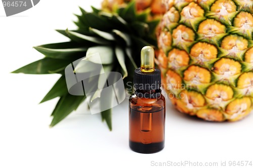 Image of pineapple essential oil