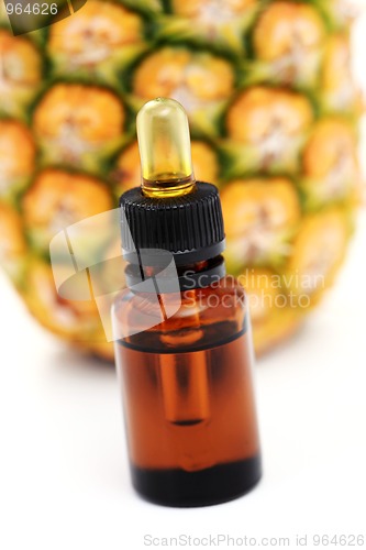 Image of pineapple essential oil