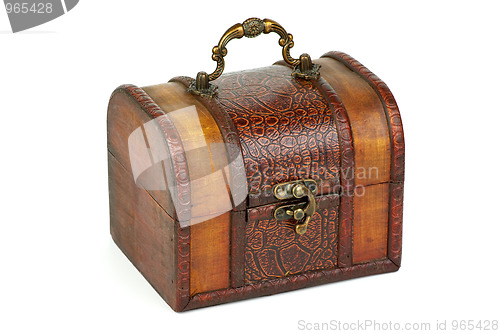 Image of Closed wooden chest