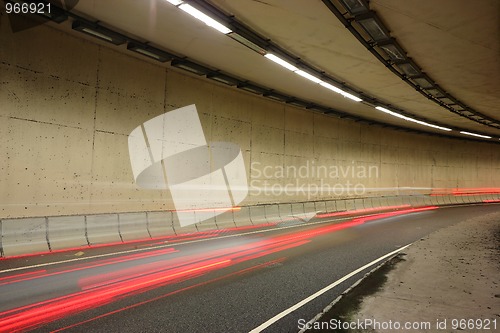 Image of traffic in tunnel