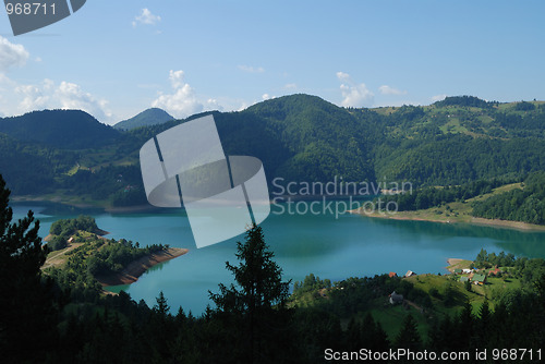 Image of the village on the lake
