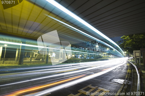 Image of traffic in city at night 