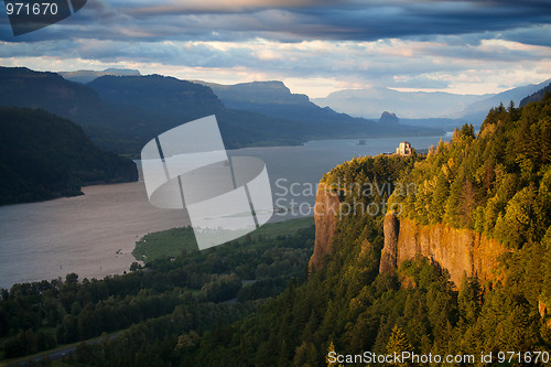 Image of Oregon landscape - Crown Point Columbia river