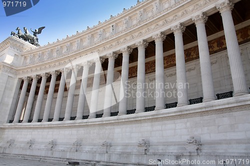 Image of details of large column, Vittorio Emanuele, Rome, Italy