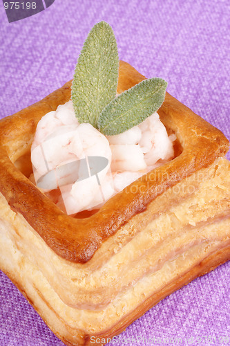 Image of Vol-au-vent with small shrimps