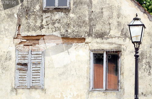 Image of Abandoned house