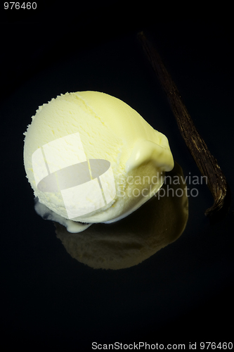 Image of Vanilla ice cream