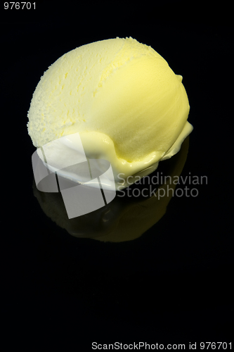 Image of Vanilla ice cream