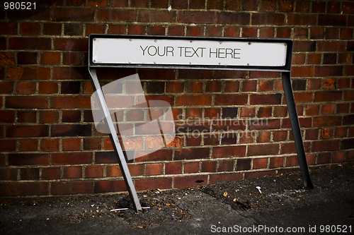 Image of street sign 