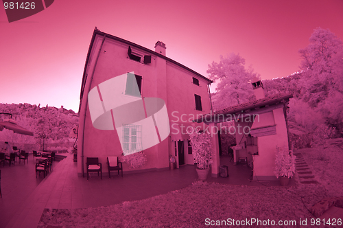 Image of Infrared Picture of a Agriturismo in Tuscany