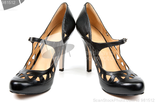Image of Black feminine loafers on high heel