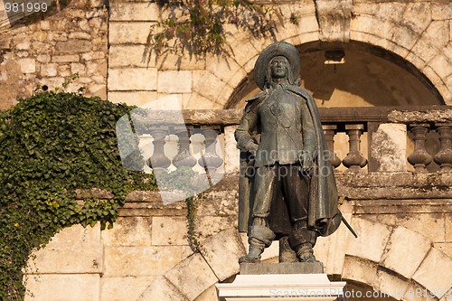 Image of statue of D'Artagnan Auch