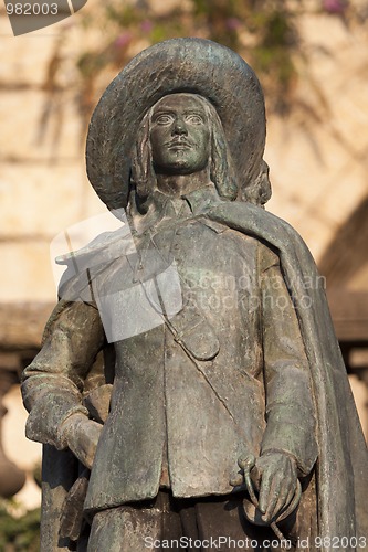 Image of statue of d'Artagnan in Auch