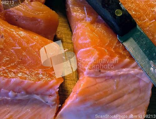 Image of Salmon and knife