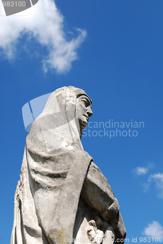 Image of holy mary statue 