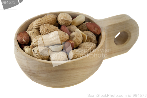 Image of scoop of peanuts