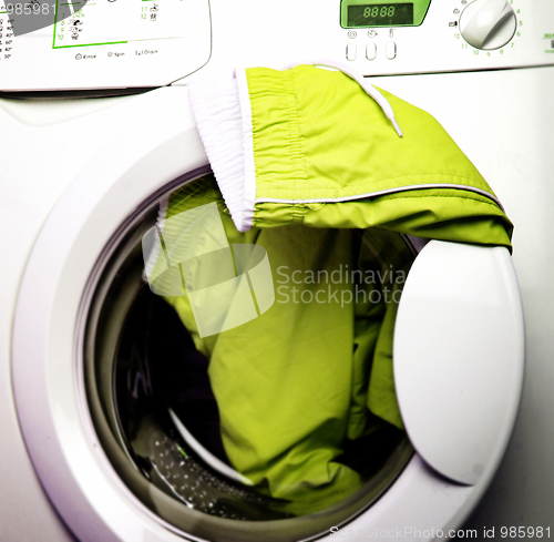 Image of Trousers and laundry.