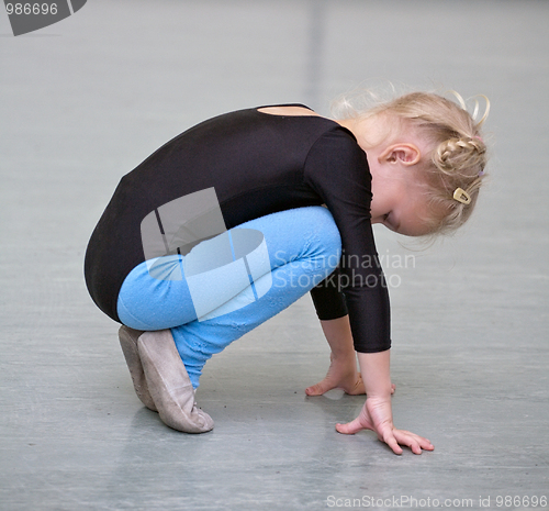 Image of gymnast girl