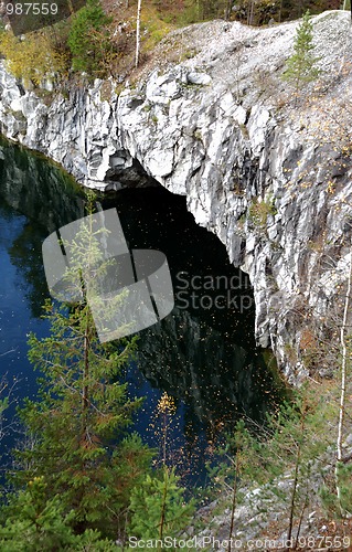 Image of marble quarry 3