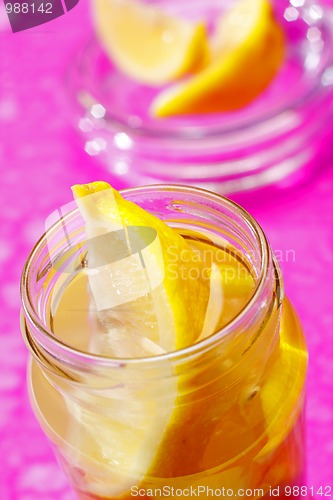 Image of Lemon wedges in jar