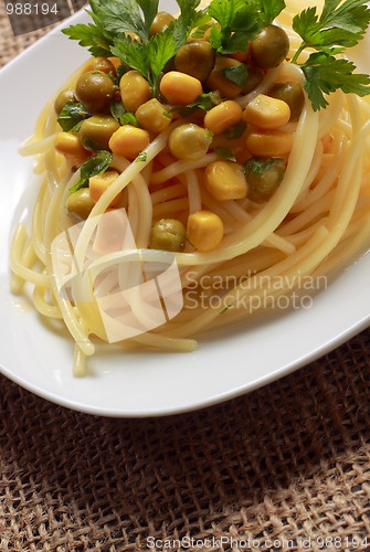 Image of Spaghetti with vegetables and parsley