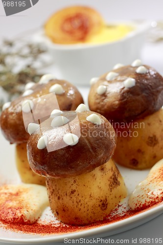 Image of Fried button mushrooms with potatos