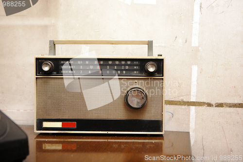 Image of vintage radio