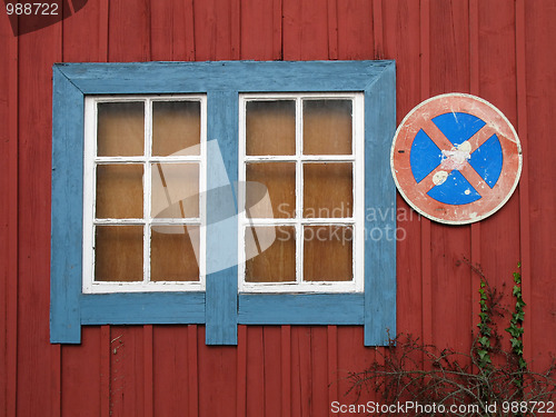 Image of Limber wall with window