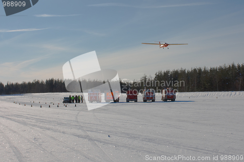 Image of A plane landing