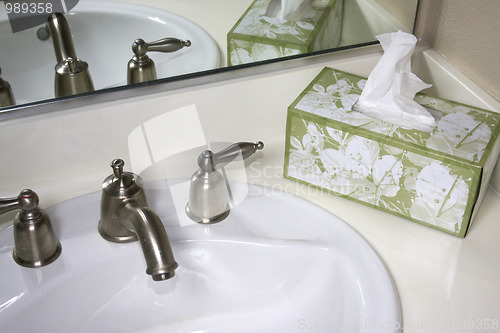 Image of Simple White Sink