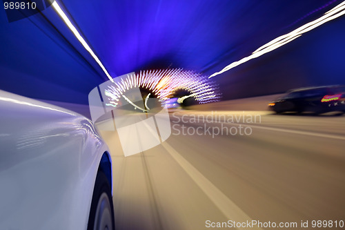 Image of highway tunnel 