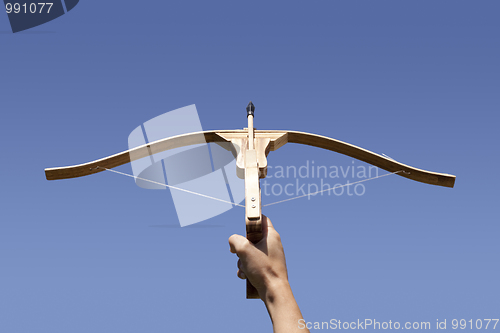 Image of Crossbow aiming to the sky
