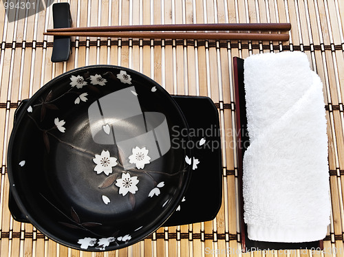 Image of table serving